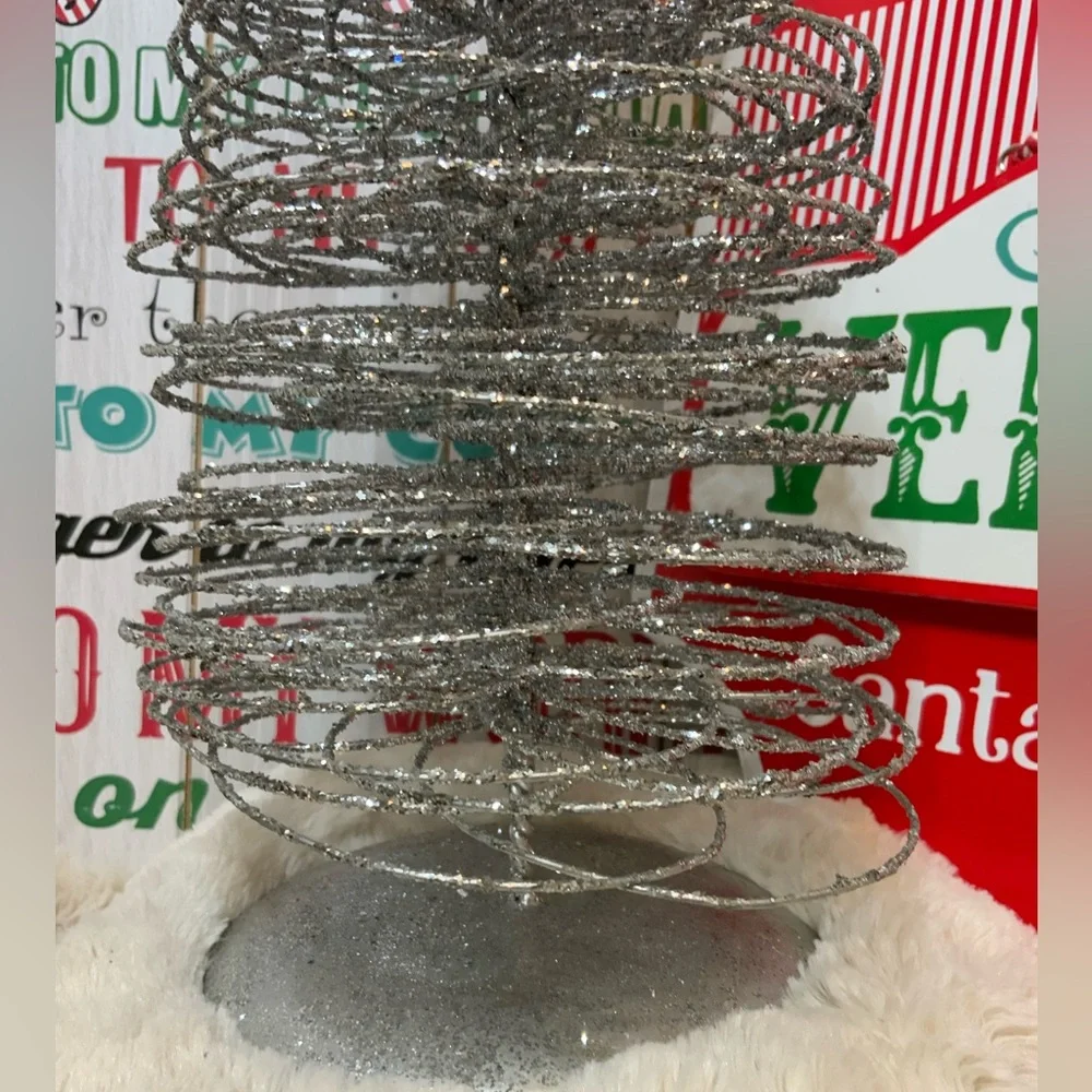 Crate&Barrel Holiday Christmas Tree Silver Wire 20”